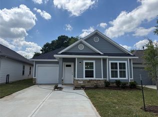 11893 E Gate Dr, Willis, TX 77318