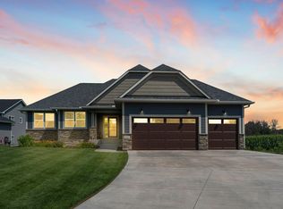 6860 Dupre Rd, Centerville, MN 55038