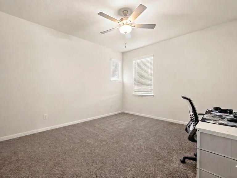 604 Spindrift Ln — Photo 18