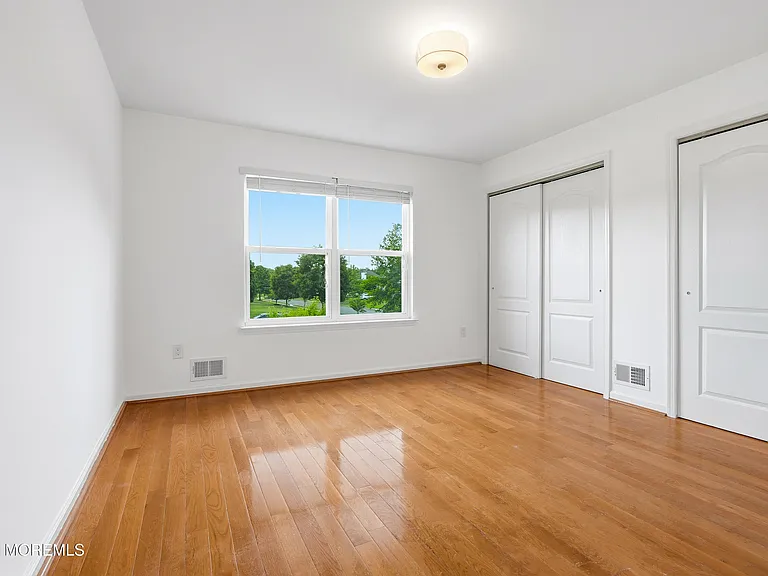 10 Etty Ct — Photo 65