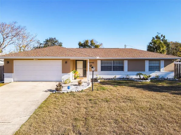 2042 Van Orman Dr, Deltona, FL 32725