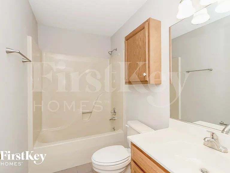 2105 Mirus Ct — Photo 13