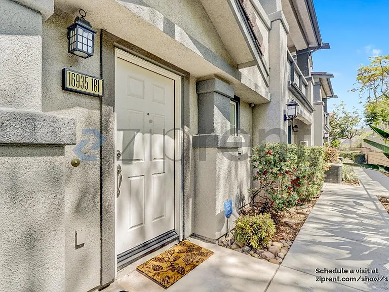 16935 Laurel Hill Ln #181 — Photo 29