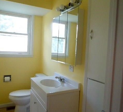 4th image of 88 N Limestone St