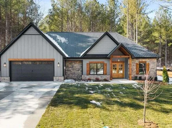 207 Mountain View Cir, Ocoee, TN 37361