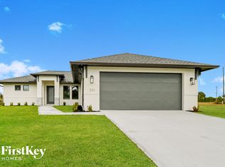 231 NW 5th St, Cape Coral, FL 33993