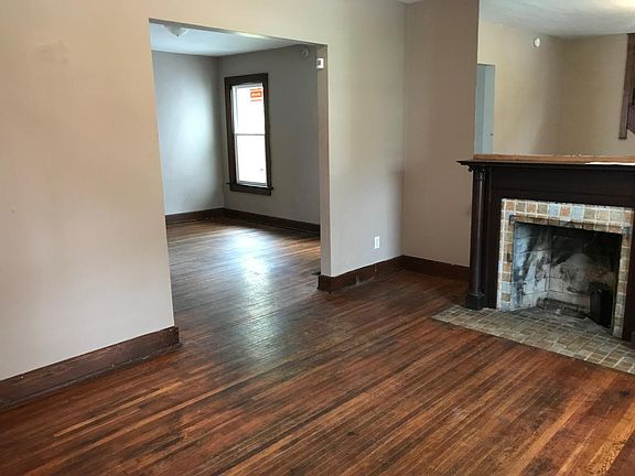 2nd image of 706 Seymour Ave
