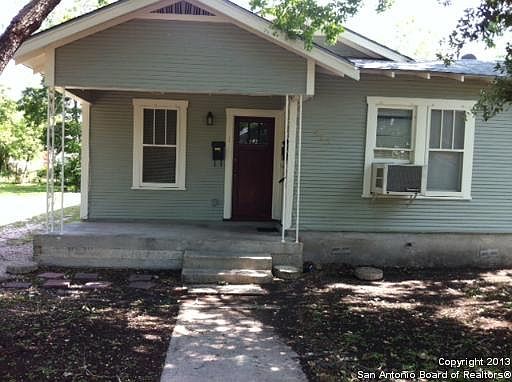 1st image of 822 W Rosewood Ave APT 1