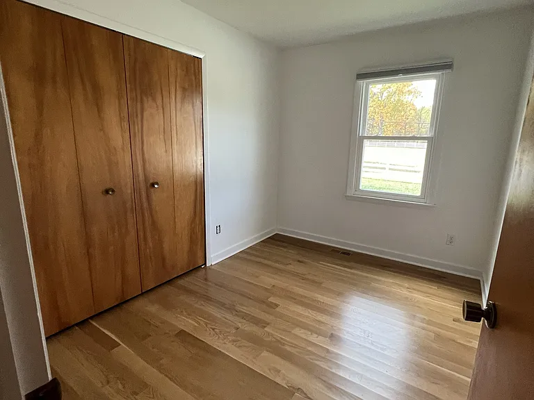 2044 Peters Rd — Photo 11