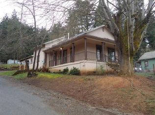 318 Montgomery Ave, Glendale, OR 97442