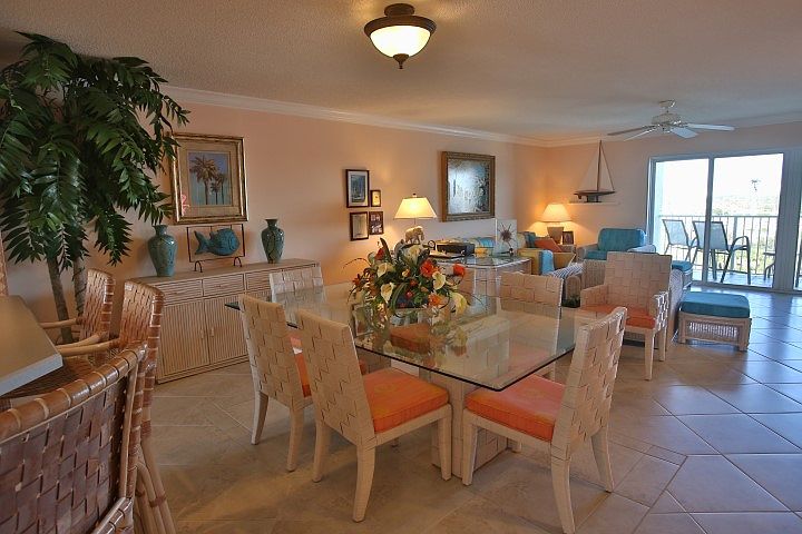 1st image of 572 Marina Point Dr