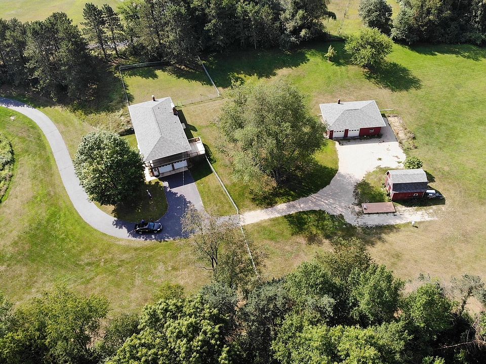 1st image of 4167 N 33rd St