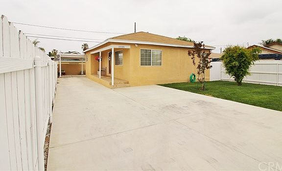 3rd image of 15581 Cecelia St