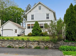 1524 Avenue A, Watervliet, NY 12189