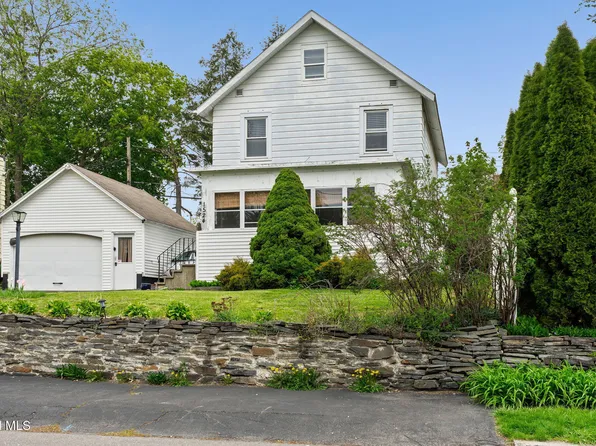 1524 Avenue A, Watervliet, NY 12189