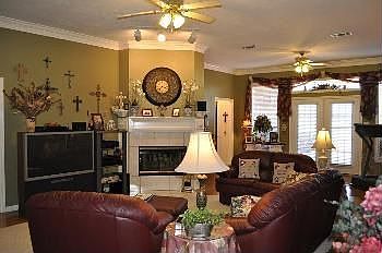 2nd image of 4109 Buckingham Cir