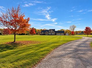 6875 W Maple Grove Rd, Huntington, IN 46750