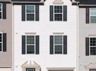 139 Gauley River Path, Falling Waters, WV 25419
