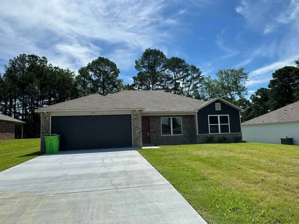 106 James Dr, Beebe, AR 72012