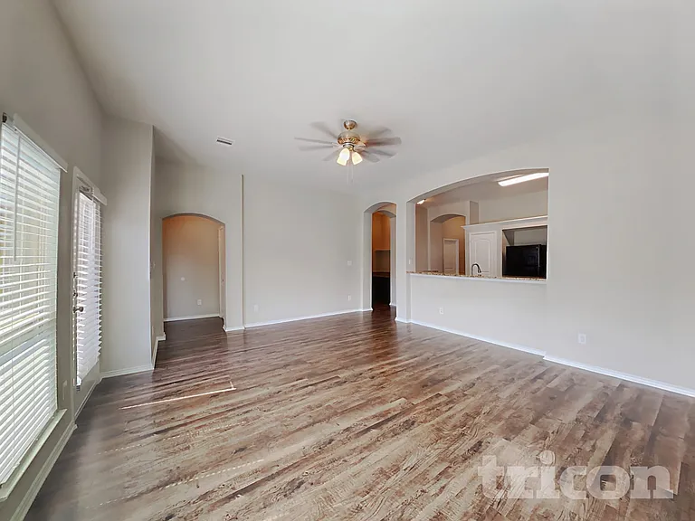 1058 Pleasant Bnd — Photo 4