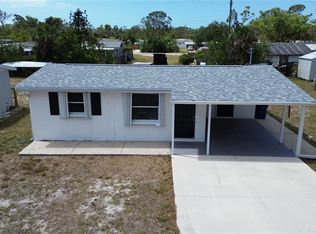 317 E Green St, Englewood, FL 34223