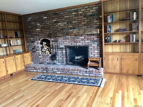 5th image of 6 Valleywood Dr