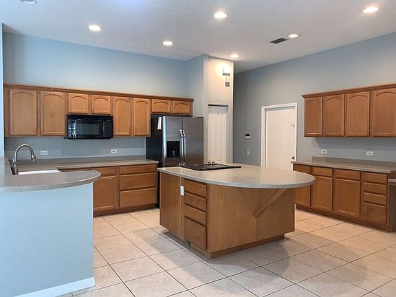 2nd image of 19226 Autumn Woods Ave