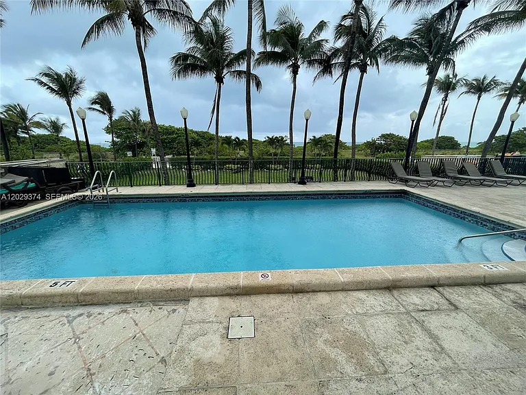9195 Collins Ave #1001 — Photo 31