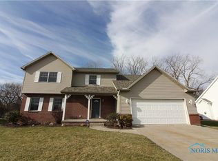 149 Waterfox Dr, Oregon, OH 43616