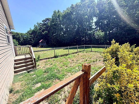2nd image of 5771 Neal Parker Rd