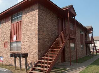 412 1st St, College Station, TX 77840
