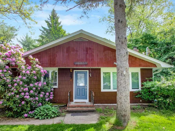 15 East Street, Middle Island, NY 11953