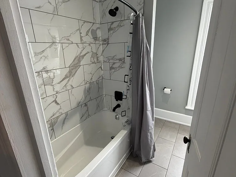 277 William St — Photo 11