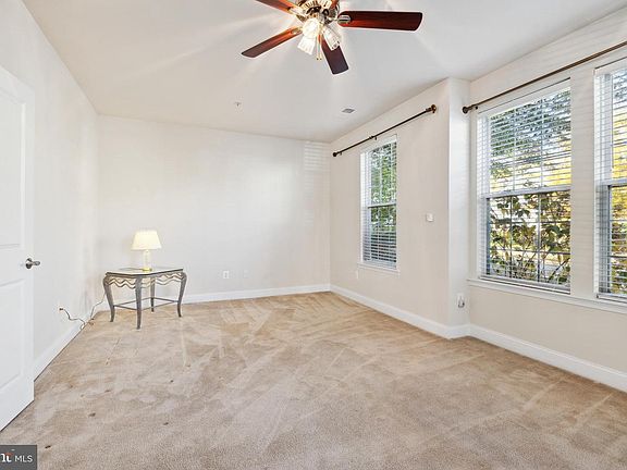 2nd image of 5869 Donovan Ln