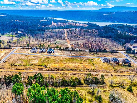 4th image of Scenic Rd