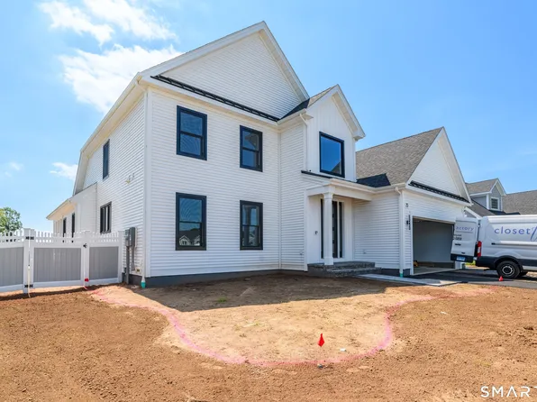 25 Primrose Lane, Cromwell, CT 06416