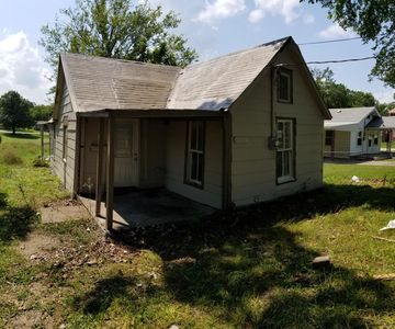 2004 Joplin St, Galena, KS, 66739