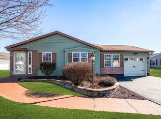 72 Vero Dr, Poughkeepsie, NY 12603