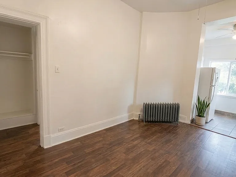 5807 Hobart St #2 — Photo 6