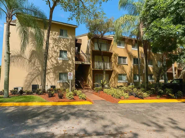 1089 N Benoist Farms Road #201, West Palm Beach, FL 33411