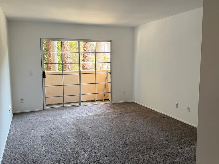 901 S Sherbourne Dr #101 — Photo 30