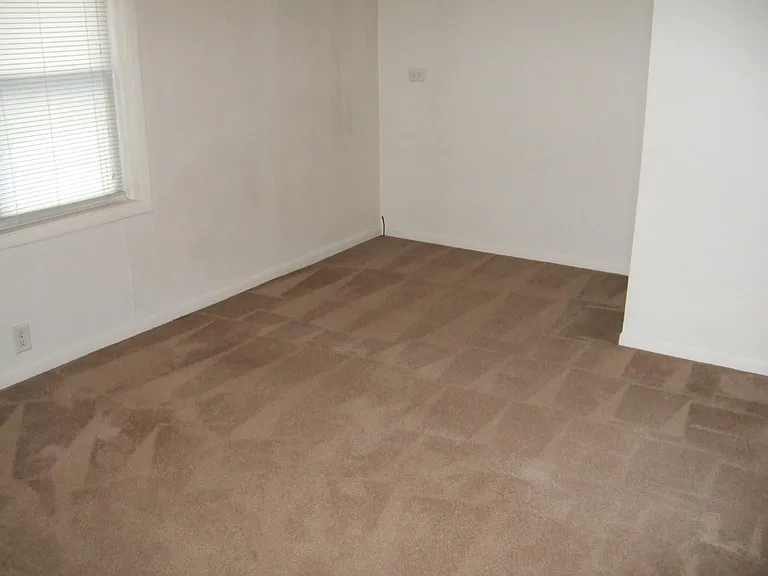 729 Sheridan Rd #B — Photo 2