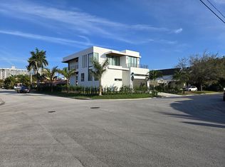 524 89th St, Surfside, FL 33154