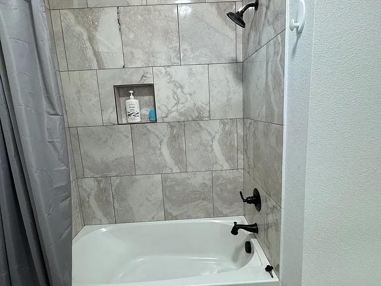2403 Alamesa Dr — Photo 12