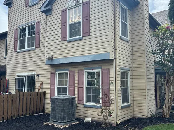 226 Stonebridge Blvd, New Castle, DE 19720
