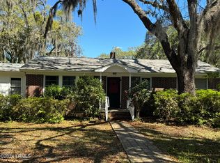 1405A Newcastle St, Beaufort, SC 29902