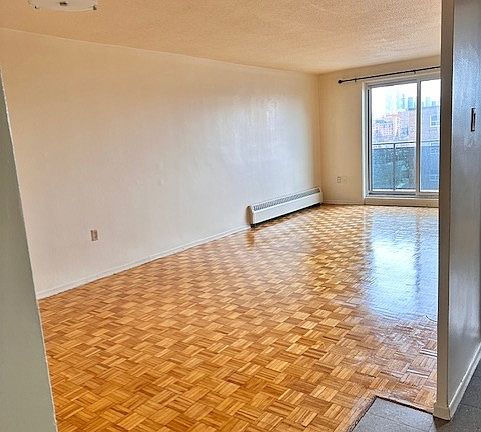 5th image of 90 Paisley Blvd W #13183