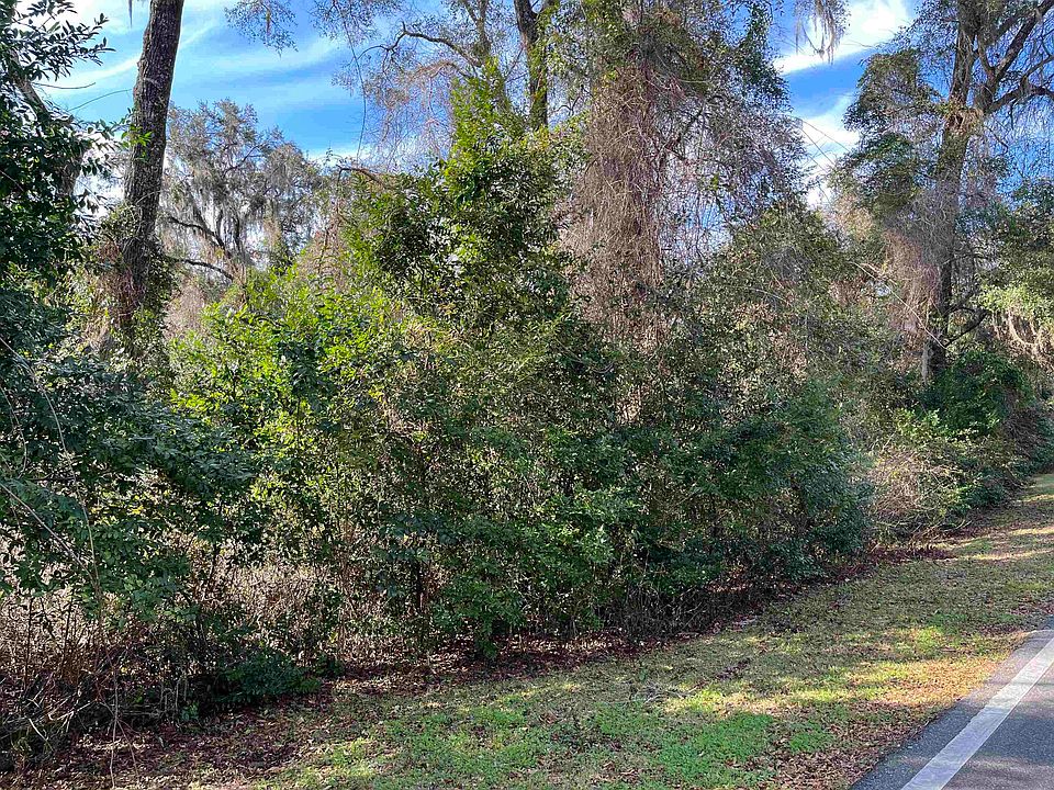1st image of Arendell Way