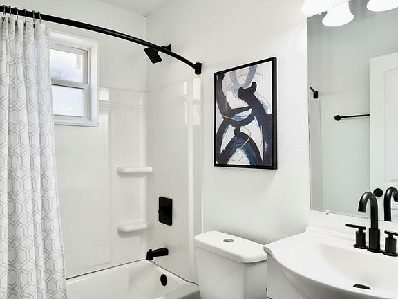 4th image of 5883 Lone Oak Dr SW #110