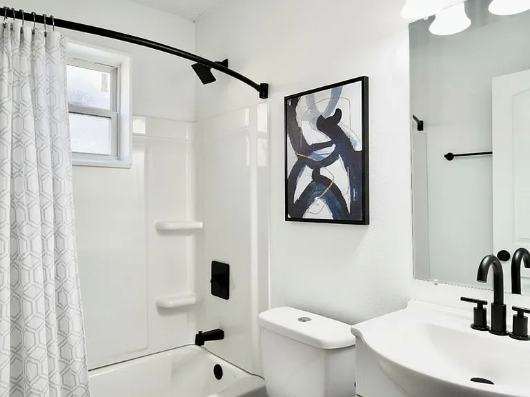 5883 Lone Oak Dr SW #110 — Photo 4
